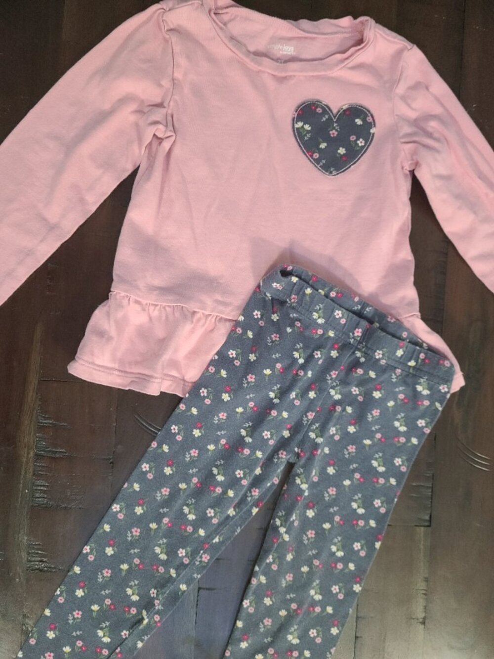 🍊 Carters Matching Set - Picture 4 of 4